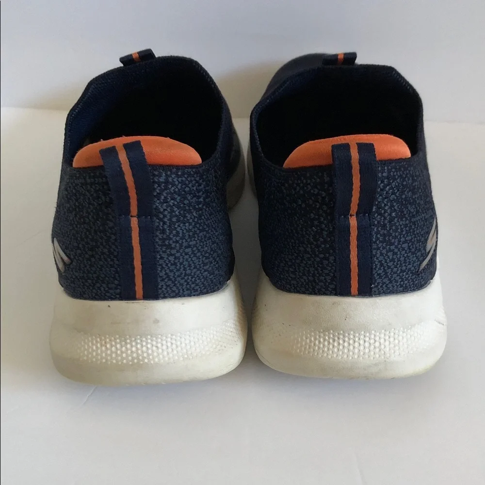 Skechers Slip-On GoWalk Men’s Knit sneakers in Navy with Orange Trim